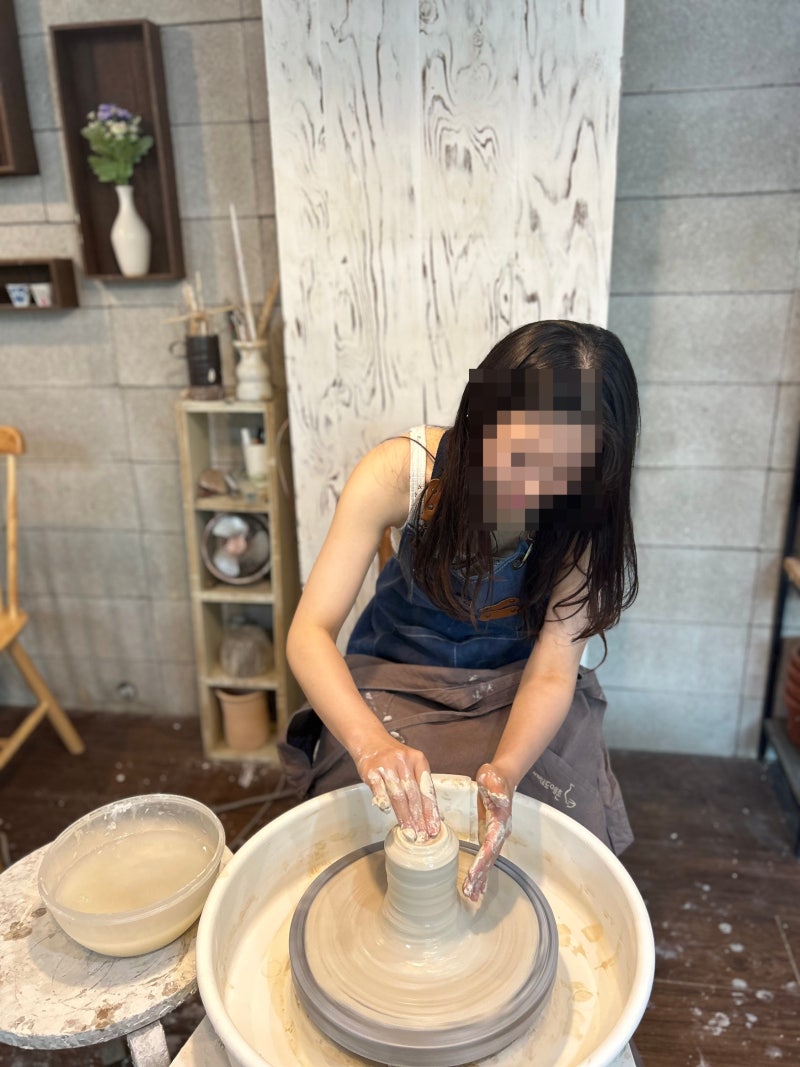 [내돈내산, 솔직후기]이천 도자기 만들기 체험(도자기 물레체험, 핸드페인팅) '선호하다' 추....