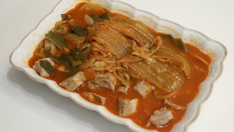돼지고기 김치찜 레시피 묵은지 목살 김치찜 만들기