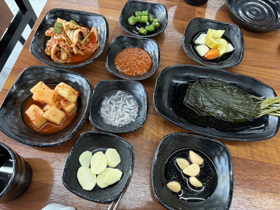 윤가네들깨수제비보쌈 사진 4