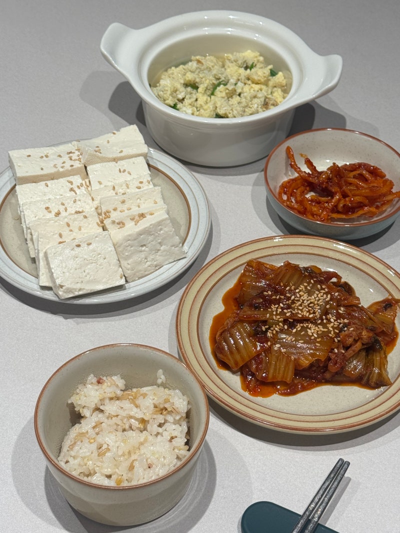 일주일 주간밥상고기, 훈제오리, 두부김치 집밥메뉴