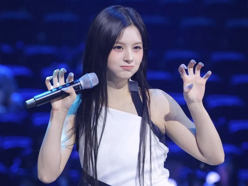 "같은 사람 맞아?" 설윤, 2021 vs 2026… 5년 동안 얼마나 달라졌을까?