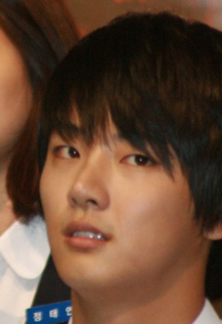 <b>윤시윤</b>·<b>이수경</b> 중국 엔터사와 <b>MOU</b>, ‘진출 확정’보다 먼저 볼 단계