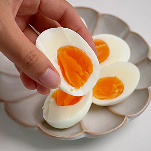 소금 식초 없이도 잘까져요! 3분컷 초간단 반숙란 삶는법 시간