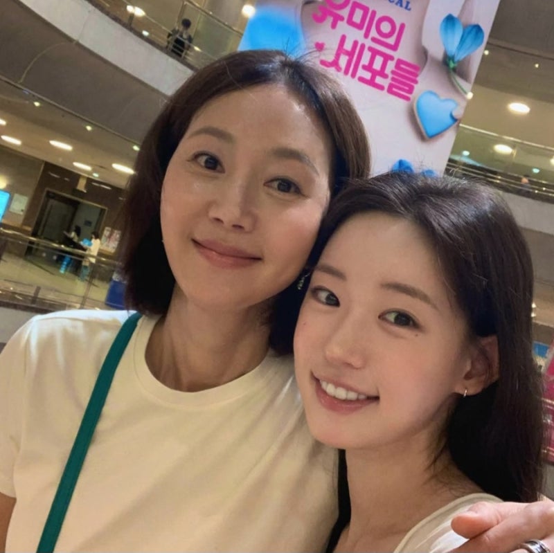 염정아 인스타그램, 7월 29~30일경 개설됐다