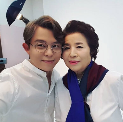 토니안 엄마 별세설 사실일까? 이옥진 여사 근황과 평창 선비촌·프로필 정리