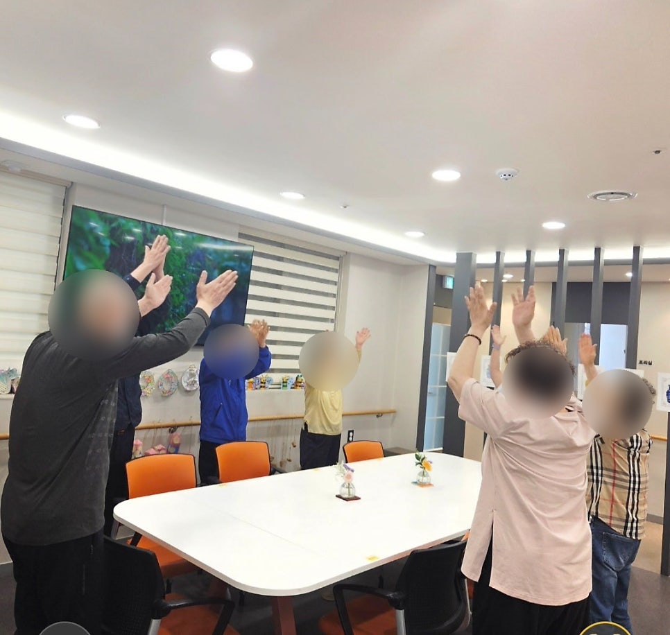 창원주간보호센터 희연치매전담형주간보호센터 어르신의 하루를 함께 지켜드립니다