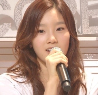태연 데뷔초 리즈 시절 얼굴 과사