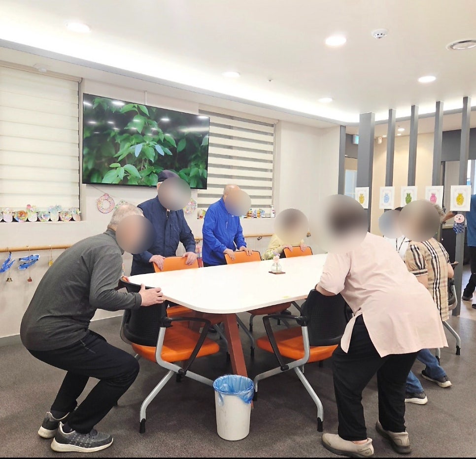 창원주간보호센터 희연치매전담형주간보호센터 어르신의 하루를 함께 지켜드립니다