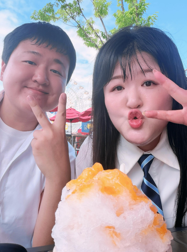 "누나랑 판박이네" 이국주 띠동갑 남동생 이선규, 왜 이렇게 닮았다고 화제일까?