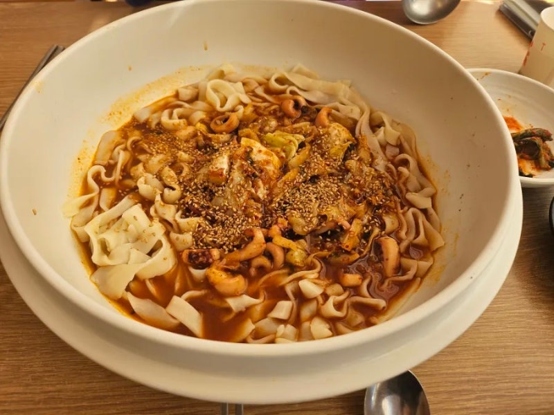 [강원도 속초] 바다제면 속초 본점 - 속초 해수욕장 맛집