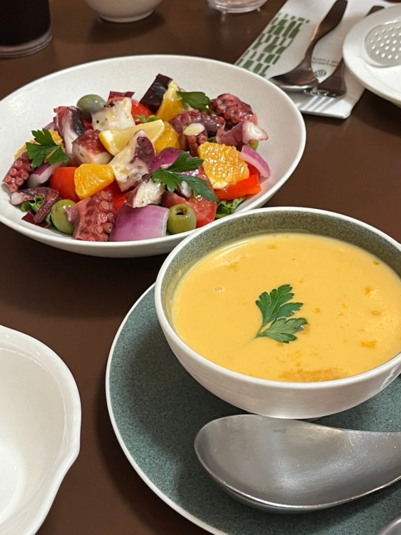 광화문 맛집 닥터로빈｜단호박콩크림스프·뽈뽀 샐러드 솔직후기