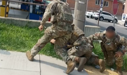 "미7공군 박살내자"… 대진연 학생들, <b>오산</b> 미군<b>기지 무단침입</b>... 