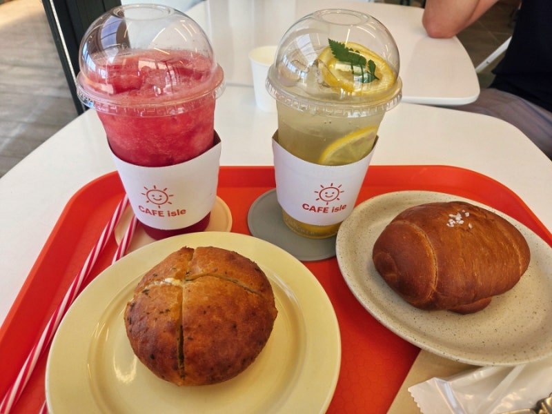 안면도 애견동반 카페 카페아일, 꽃지해수욕장 오션뷰 카페 다녀온 후기