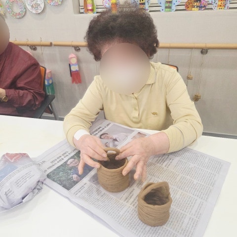 창원주간보호센터 희연치매전담형주간보호센터 어르신의 하루를 함께 지켜드립니다