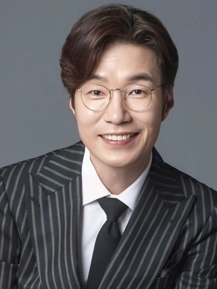 <b>류승룡</b>이 전한 故 <b>송영규</b> 1주기 <b>추모</b>, 동료들이 기억한 명품... 