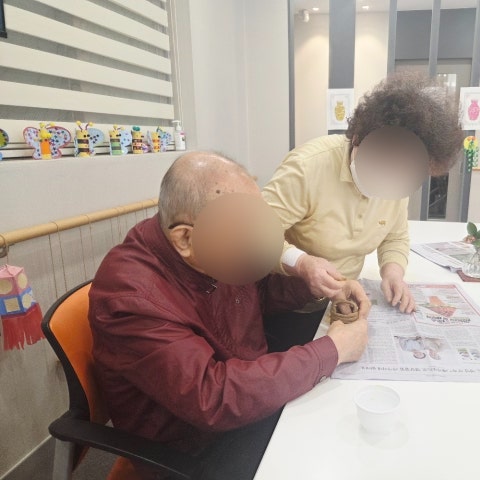 창원주간보호센터 희연치매전담형주간보호센터 어르신의 하루를 함께 지켜드립니다