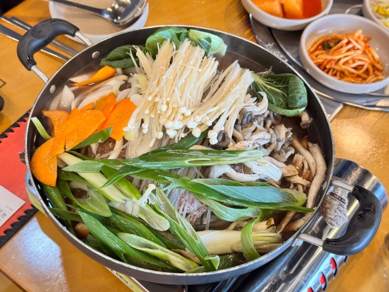 춘천 아점 가족식사 뚜레한우 춘천점, 불고기전골과 육회비빔밥