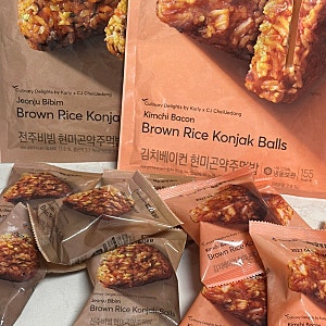 마켓컬리 현미곤약주먹밥 전주비빔 김치베이컨 맛. 내돈내산 후기. 제일맞게컬리 추천 냉동
