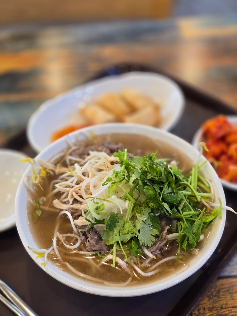 [술빚는여행자] 서울 마포 | 광흥창의 점심, 김치까지 맛있는 쌀국수_홍대쌀국수 롯데슈퍼마....