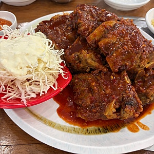 [역삼역 맛집] 신동궁감자탕 뼈숯불구이 역삼직영점 :: 중독성 강한 매콤한 뼈숯불구이&볶음....