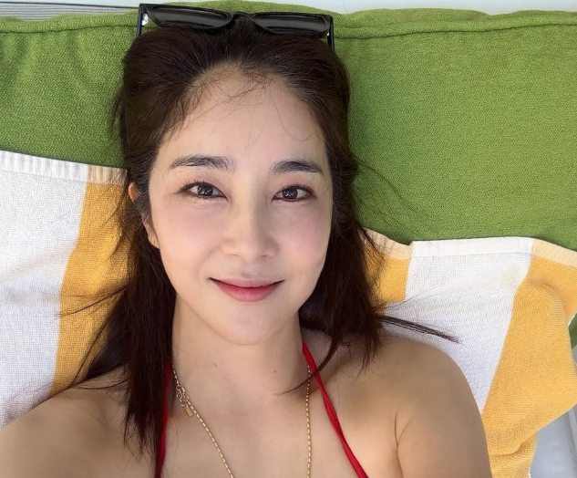 배우 <b>장가현</b> 갱년기 <b>10kg 감량</b> 55kg 유지 비결 딸 근황 공개