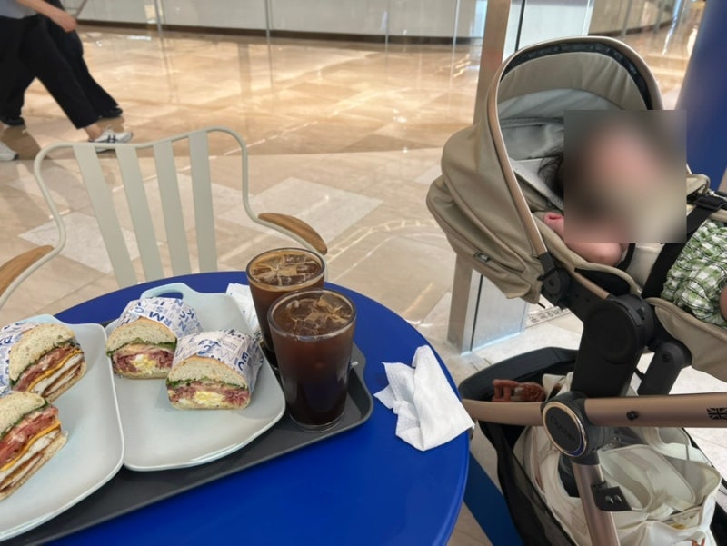 잠실 롯데월드몰에서 아기랑 먹기 가장 편한 샌드위치 맛집 렌위치(lenwich)