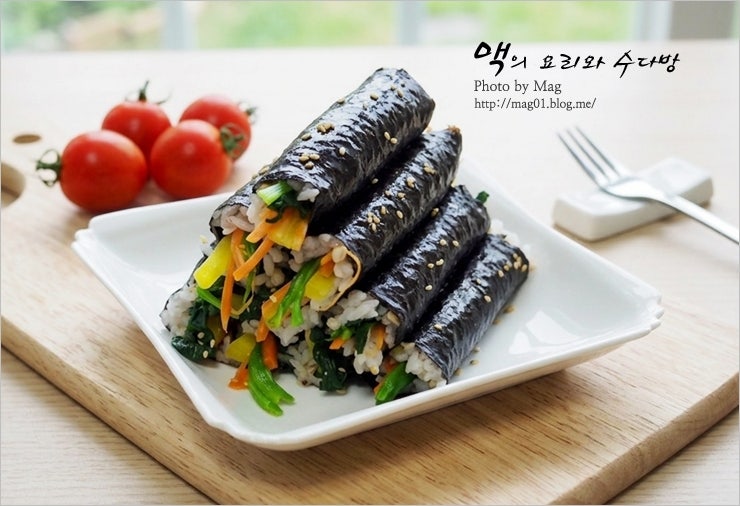 한입에 쏘옥~ 초간단 꼬마김밥 만드는 법