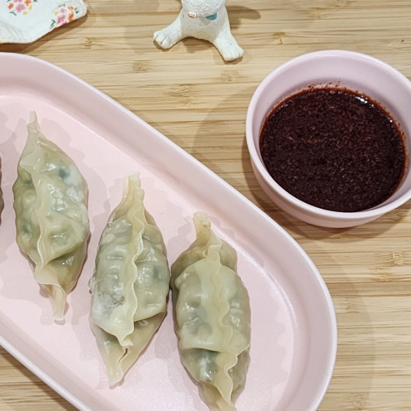 냉동만두 전자렌지 만두찌기 찜기없이 촉촉하게 만두 찌는법 찐만두 간장소스