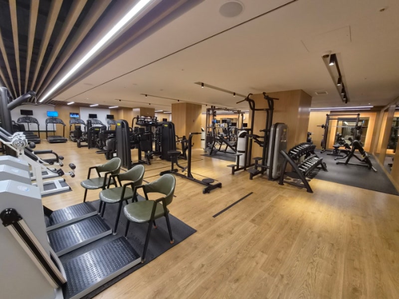 앰배서더 서울 풀만 수영장 / 피트니스 불편했던 후기: 야외수영장, 실내수영장, 웰니스센터 ....