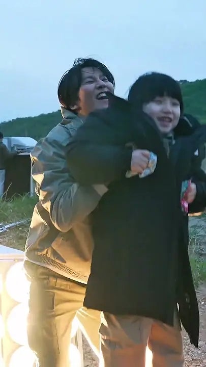 길엔터 업 (비비고 광고 촬영현장 비하인드)