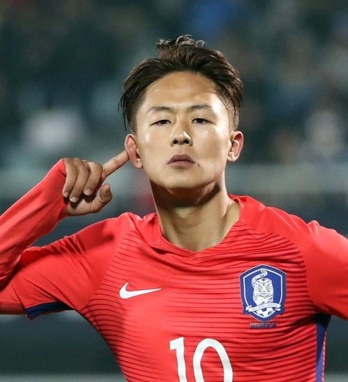 "세계 놀라게 할 재능이었는데" 日 매체가 꺼낸 탄식…이승우 커리어를 갈라놓은 건 실력이 ....