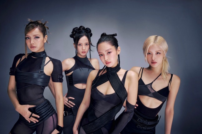 "<b>10주년</b>인데 이게 전부?" <b>블랙핑크 10주년</b>, 단체 활동 우려 팬들이 아....