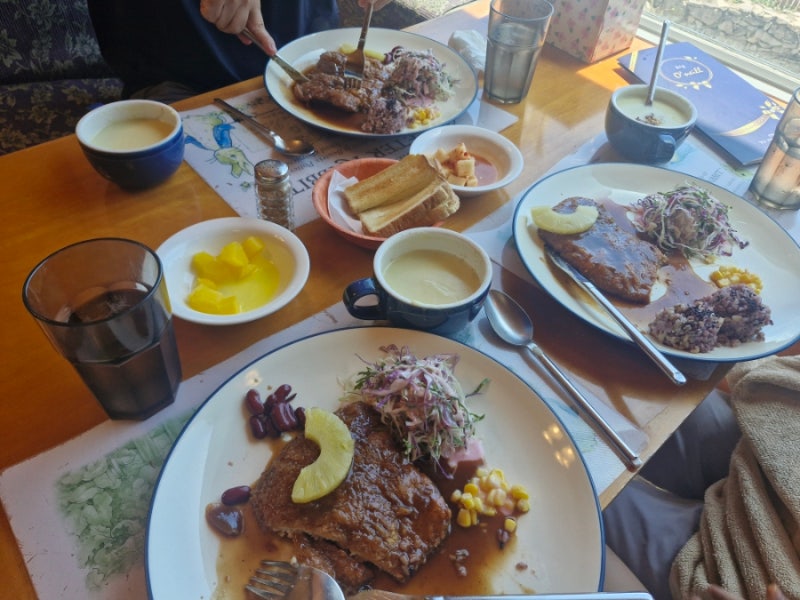 구조라해수욕장 맛집 오닐 (수제돈까스)