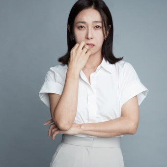 "대학로 이영애"라 불리던 장영남...7살 연하 남편에게 마음 연 결정적 이유.jpg
