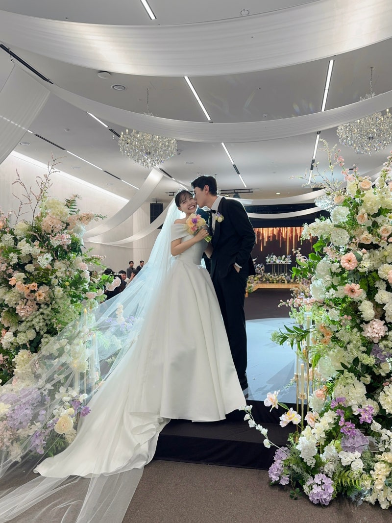 5월의 봄빛을 닮은 결혼식 서울여성플라자 피움서울 웨딩 후기