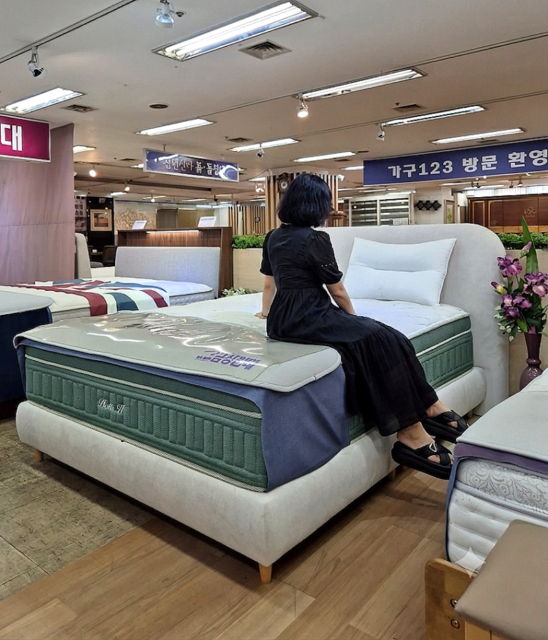 금성침대 할인매장 전시상품 초특가로 만난 프레임 매트리스