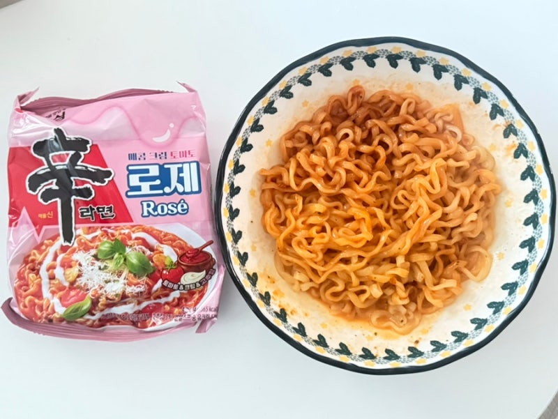 신라면 로제 맵찔이가 먹어본 후기 신라면 툼바 비교