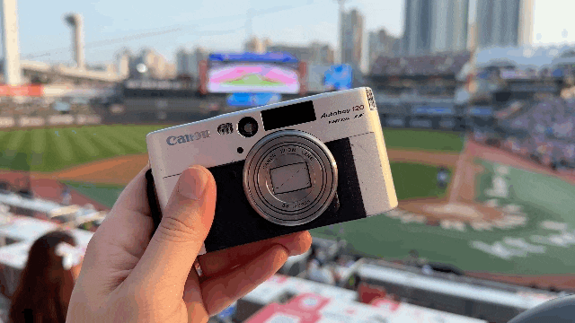 캐논 오토보이 120 리뷰 (Canon Autoboy 120) :: 캐논의 최후기형 필름카메라. 디카 같은 필카.