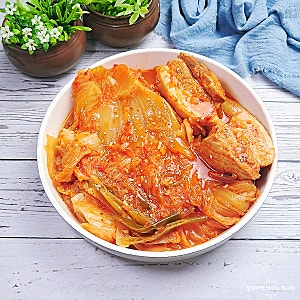저녁메뉴 추천 통삼겹살 돼지고기 묵은지 김치찜 레시피