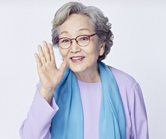 88세에도 왕성한 활동하는 김영옥, 약사 손주가 챙겨준다는 영양제는?