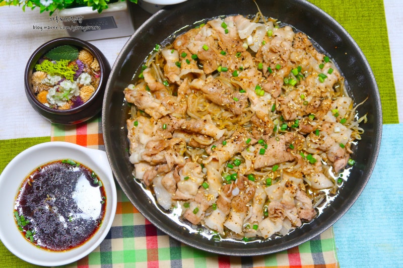 대패삼겹살 요리 삼겹살찜 쯔유 활용