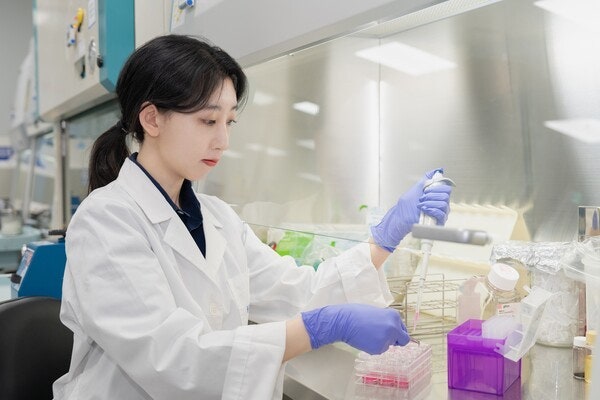 한국콜마, 산호초까지 생각한 ‘친환경 K-선케어’ 혁신…리프톡스 인증 시대 연다