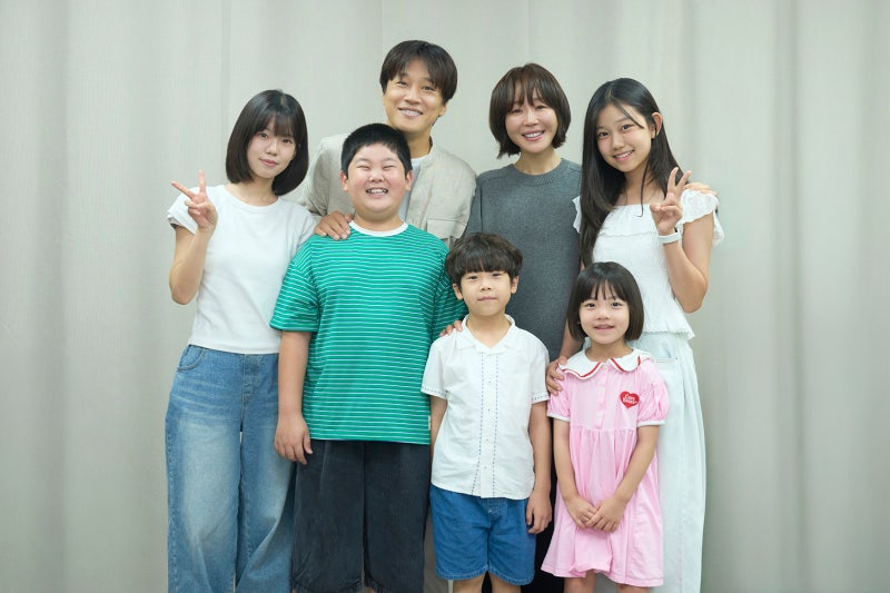 영화 기본정보 출연진ㅣ오랜만의 차태현 연기 복귀, 5남매 독박육아 엄마 엄지원 ....