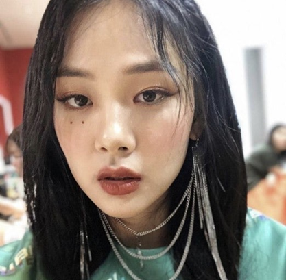 "메이크업인 줄 알았는데…" 비비 눈 밑 붉은 점 2개의 충격적인 진실, '밤양갱' 뒤에 숨겨진 ....