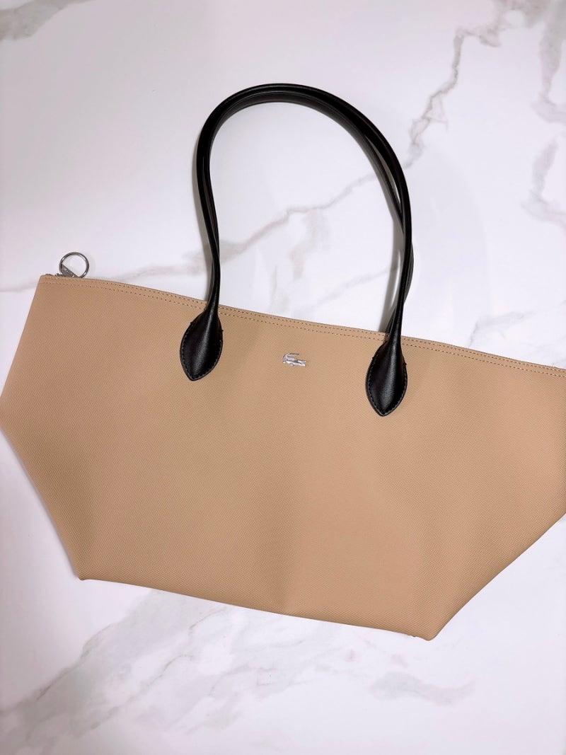 롯데프리미엄아울렛 김해점 라코스테 아테나 쇼퍼백 NF4826Z55G 베이지 구매후기