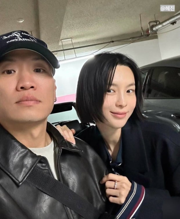 "개코와 이혼 모델 김수미"이제 연하가 쪼아!!!무례한 사람들은 끊어내야...{관련 뉴스 정리}