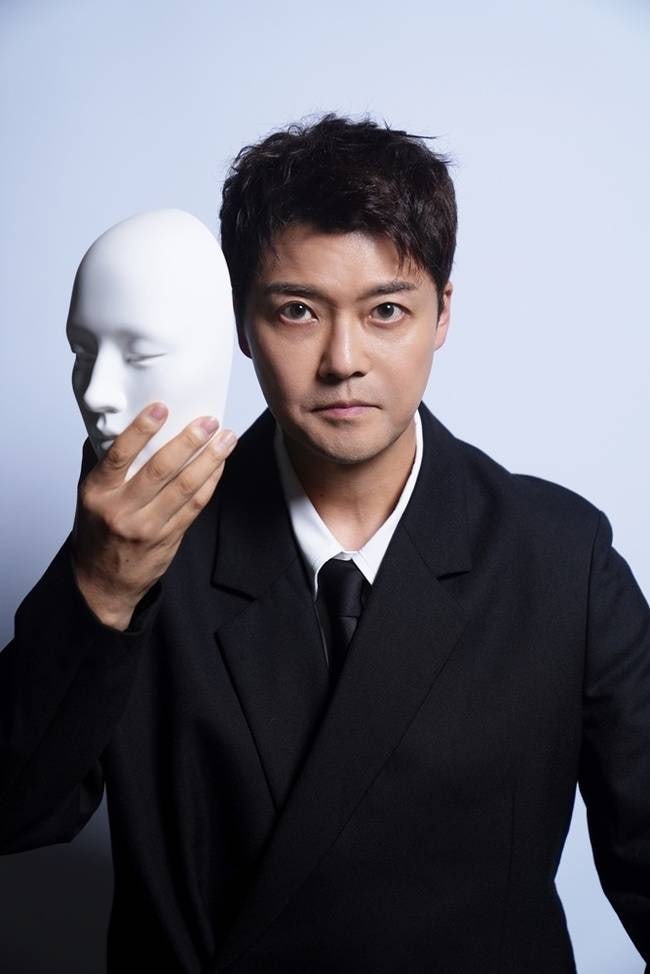 늘 당당해 보이던 전현무가 연애할 때 가스라이팅을 당해 친구들까지 다 끊었었다는 충격적....