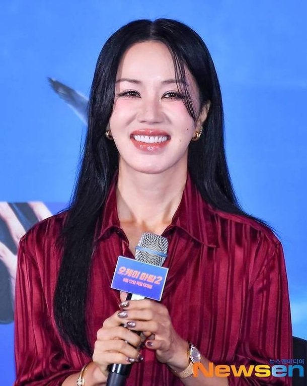 엄정화의 회상과 최수영의 변신, 영화 오케이 마담2 개봉 앞둔 배우들의 근황