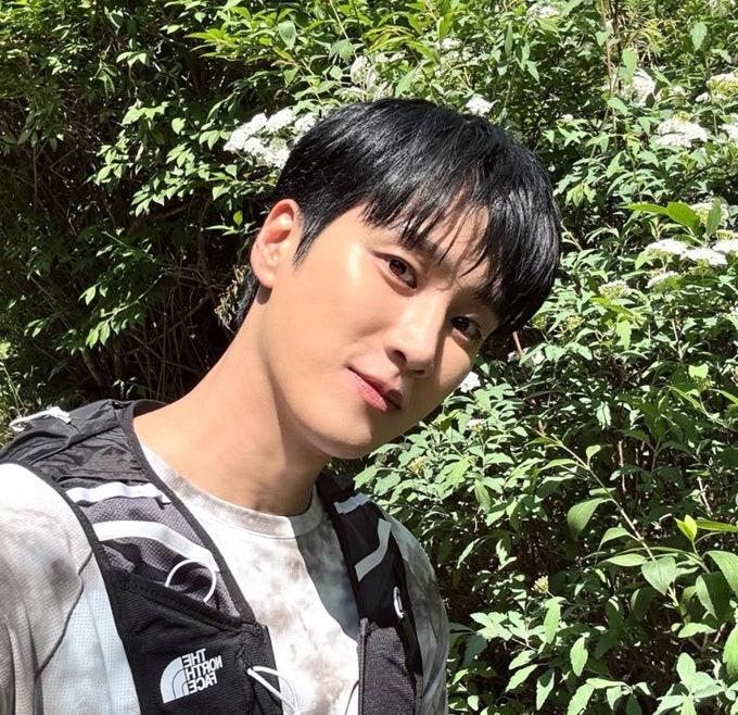 안보현 근황｜‘재벌X형사2’ 복귀, 정은채 새 팀장·결혼 생각은?