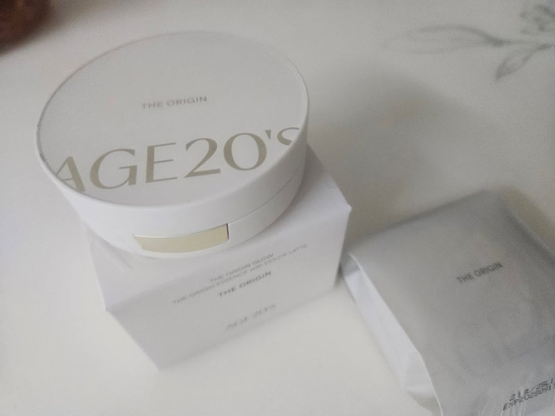 화장이 뜨고 건조했던 피부, 촉촉한 윤광으로 바꿔봤어요｜AGE20’s 에이지투웨니스 디오리진....
